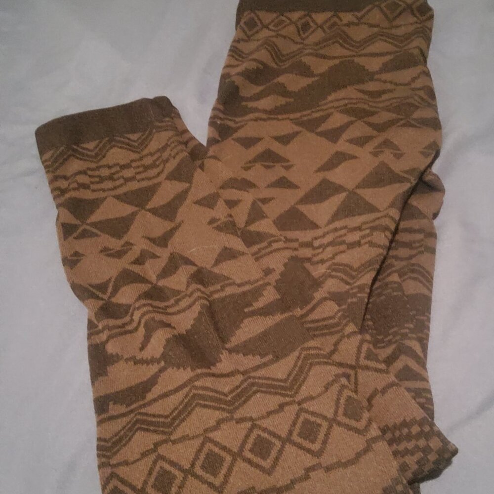 LEGGINGS BY ARDENE  SIZE M/L ..NEW NO TAGS